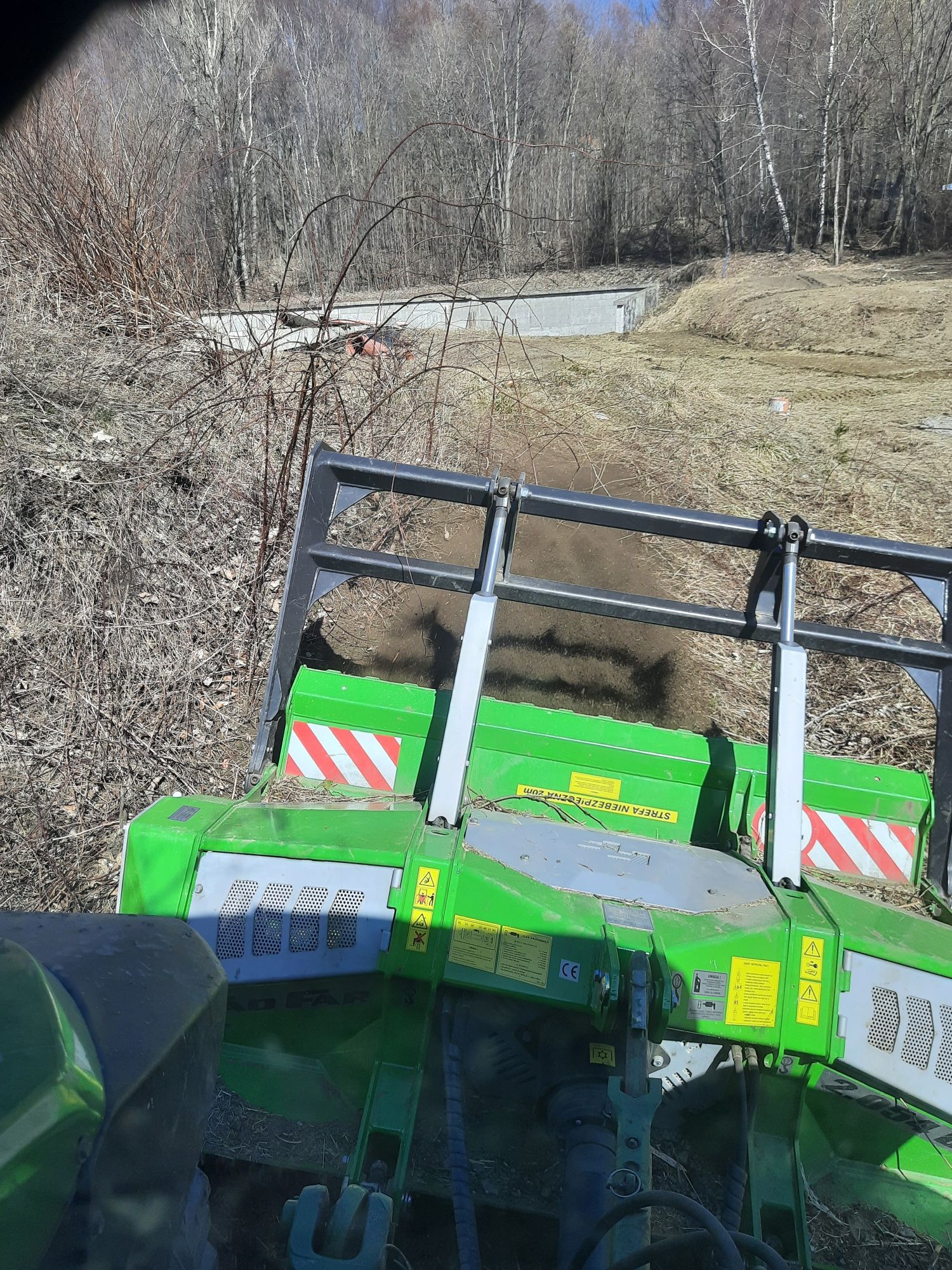 Mulczowanie, rekultywacja terenu, usuwanie krzewów, mulczer