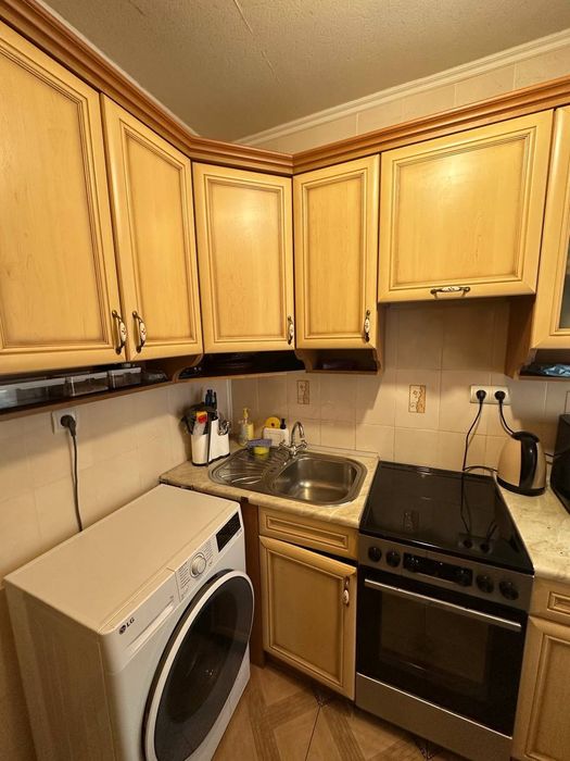 Продам однокімнатну квартиру на Фастівській