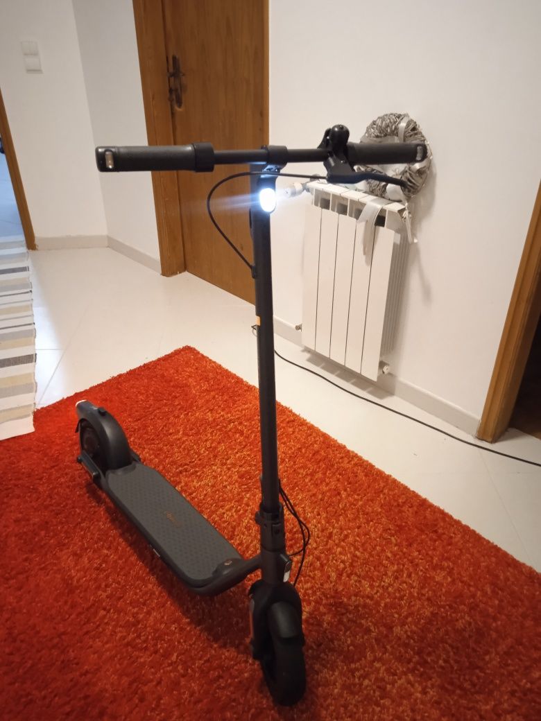 Trotinete elétrica Segway Ninebot F2E