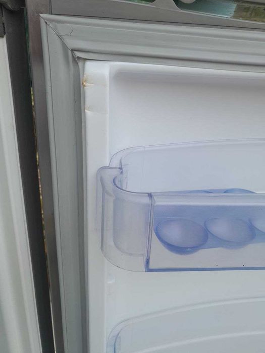 Холодильник 2-х камерний Whirlpool