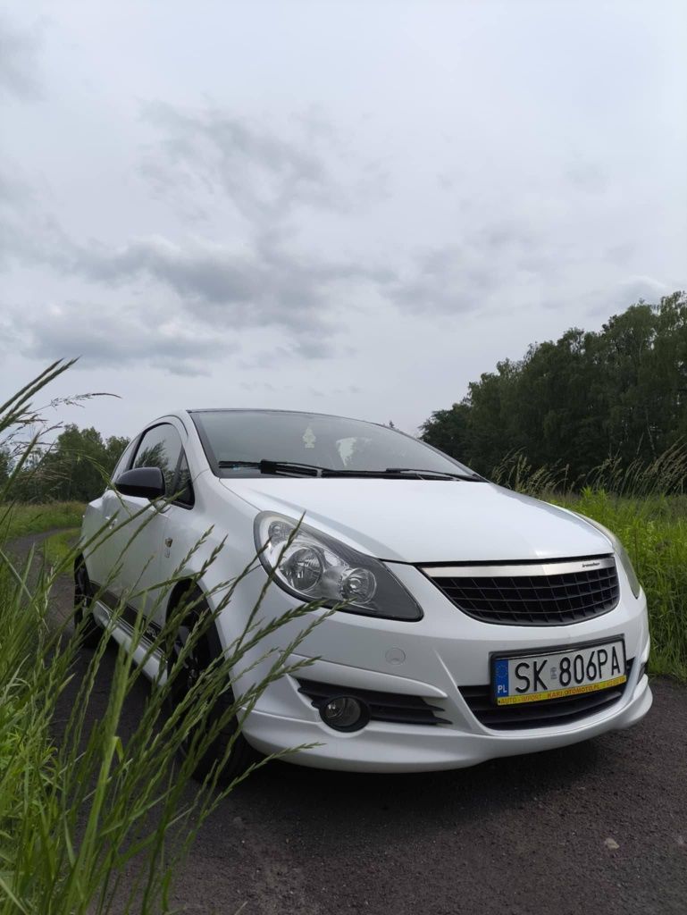 Opel Corsa D 1.4  ZADBANY