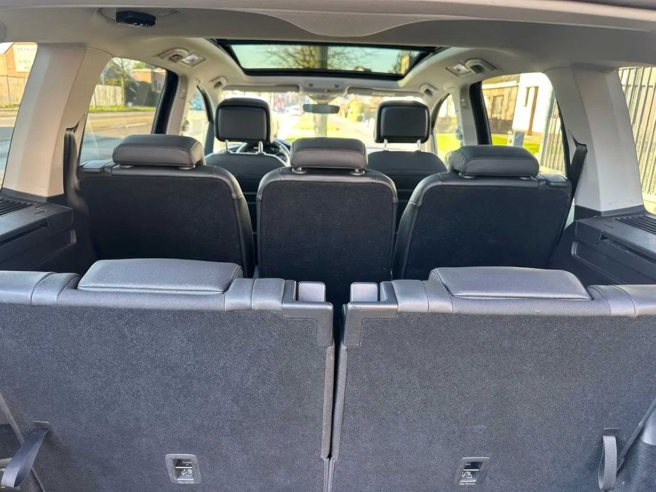 Volkswagen Touran      2019