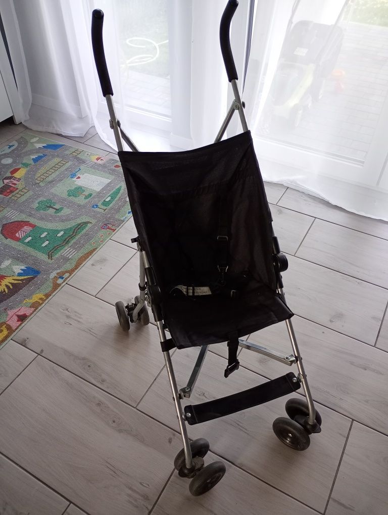 Wózek typu parasolka