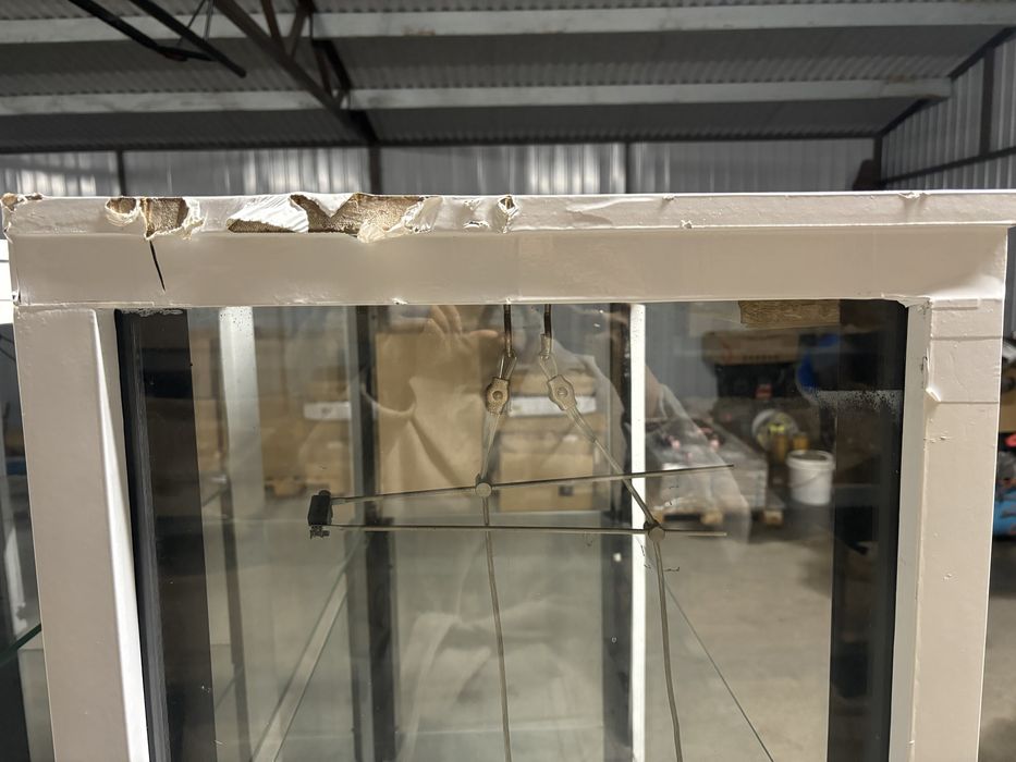 Regały futryny sklepowe