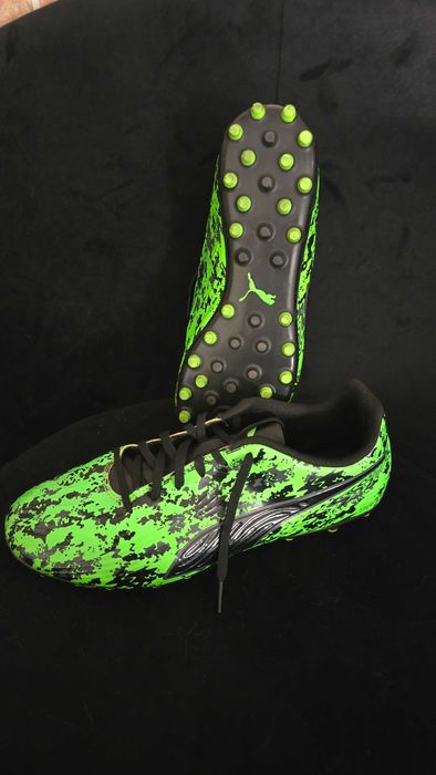 Chuteiras como novas