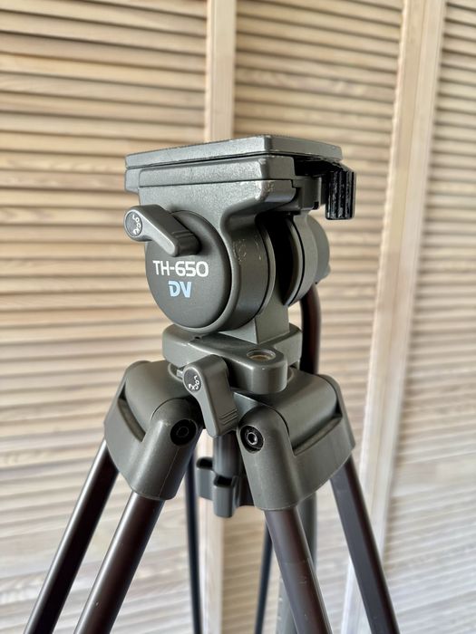 Statyw Libec TH-650DV - maks. wys. 150, udźwig 3kg