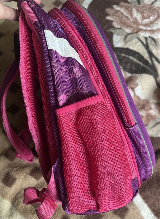 Каркасний портфель для 1,2 класу в хорошому стані