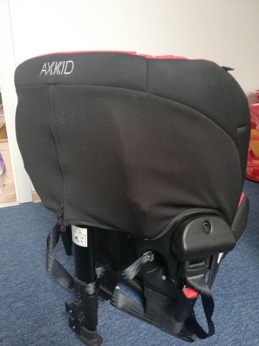 Foteliki samochodowy Axkid Minikid 2.0 9-25kg RWF