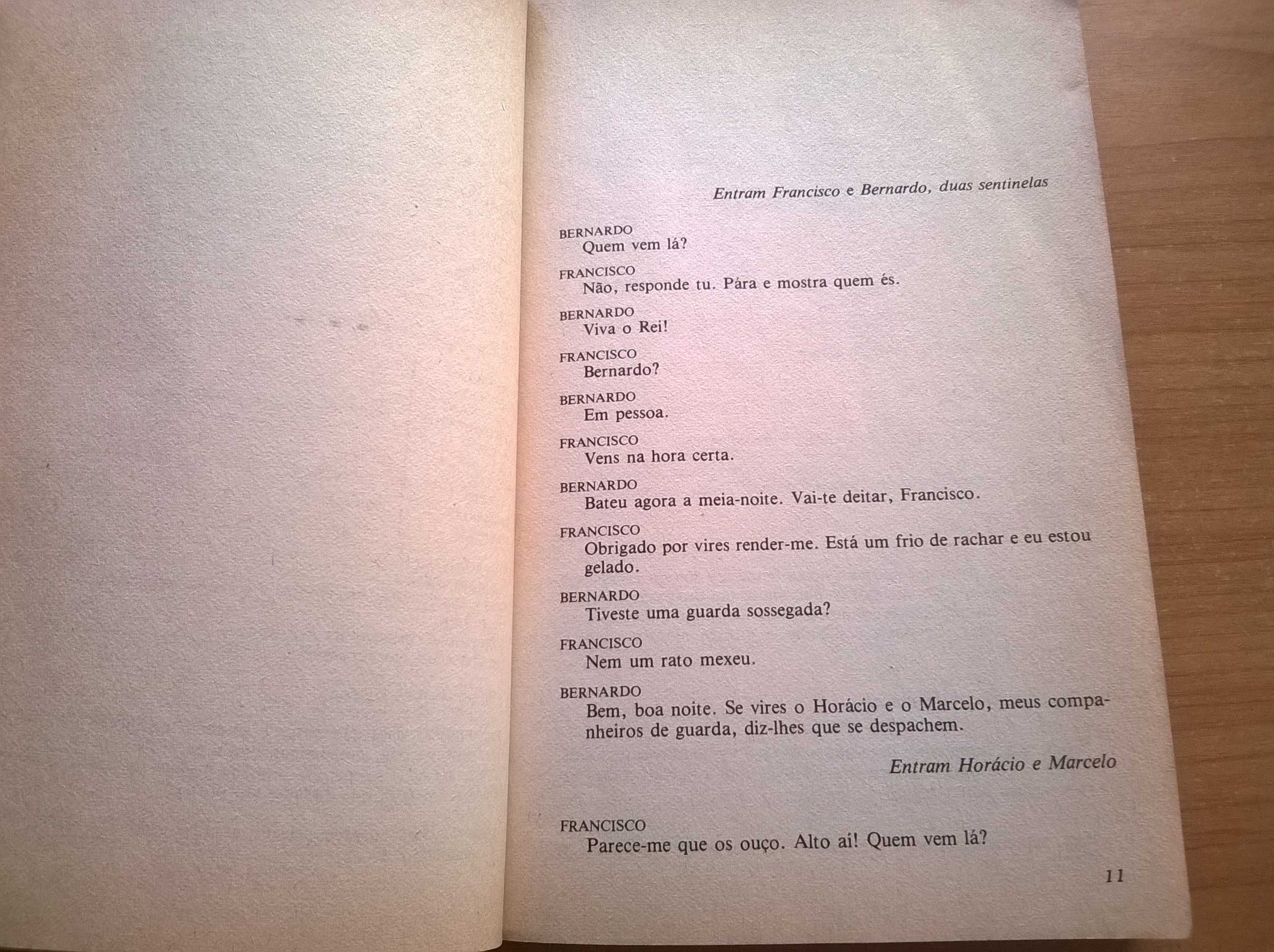 Hamlet Ser ou não Ser eis a Questão - Shakespeare (edição bilingue)