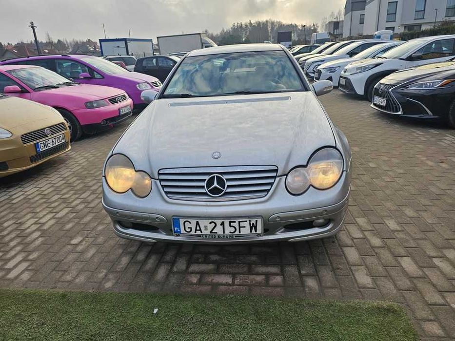 Mercedes-Benz Cklasa 2003r/1.8benzyna gaz/opony zimowe/opł akt/automat