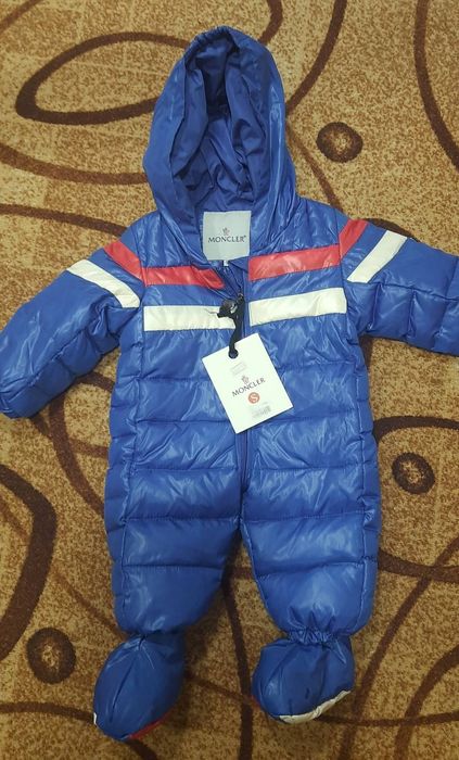Moncler комбінезон
