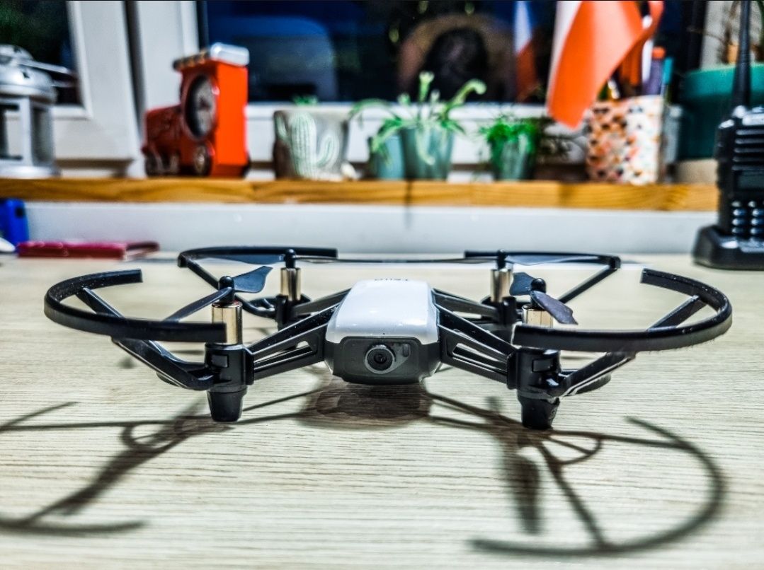 Dron DJI TELLO! Idealny do nauki latania!