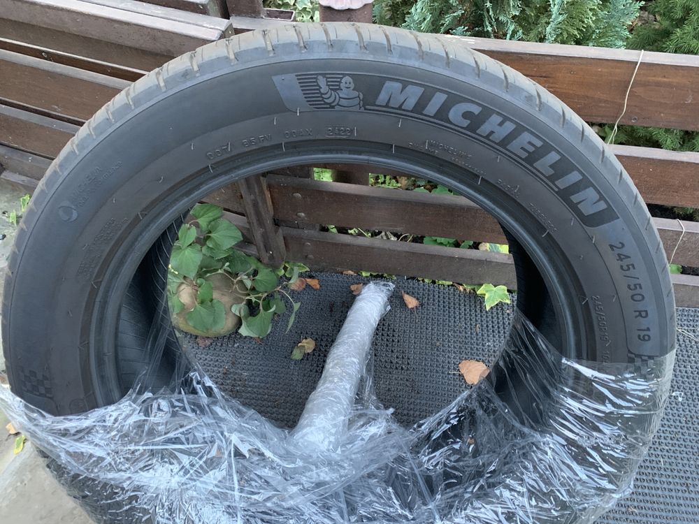 Літня резина Michelin Pilot Sport 4 245/50 R19