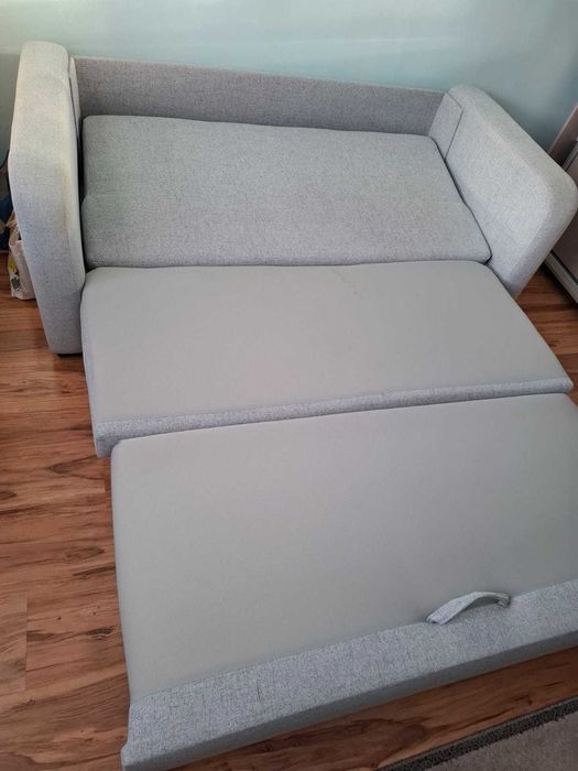 Kanapa 2-osobowa z funkcją spania.