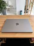 Macbook Air M2 13 8/256GB Space grey