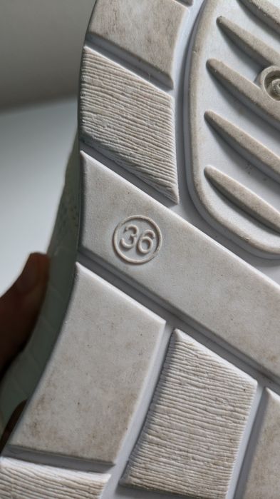 Sapatilhas Seaside 36 (em mãos)