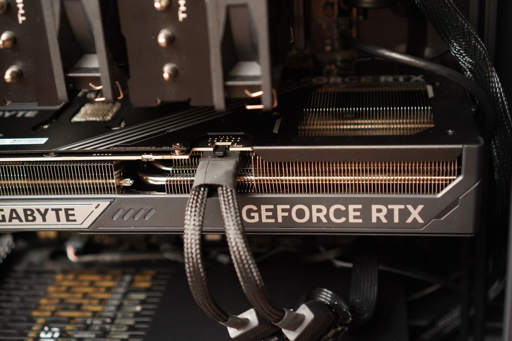 PC GAMER - RTX 5070 TI; 7600x; 32Gb; SSD 1Tb