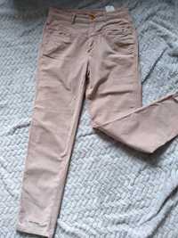 Beżowe spodnie damskie, r.38-40, bawelna99%, masę on Italy, Closed