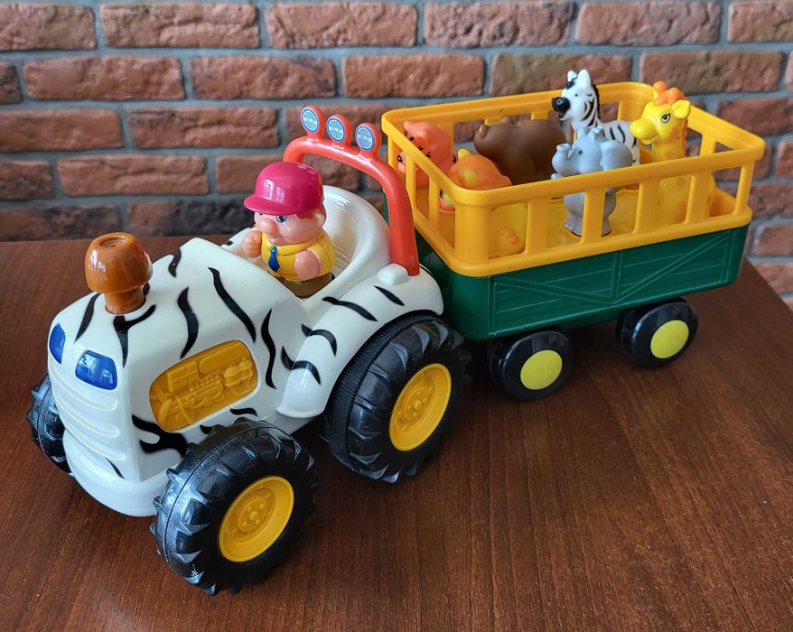 Traktor Safarii Dumel