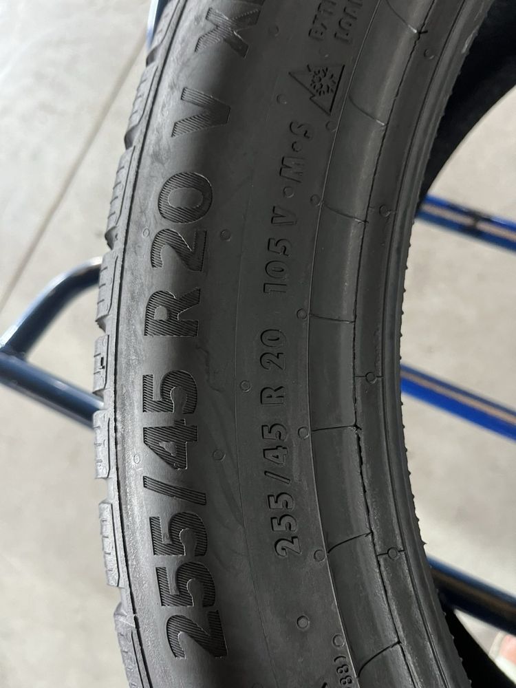 255/45/20 R20 Continental WinterContact TS870P 4шт зима