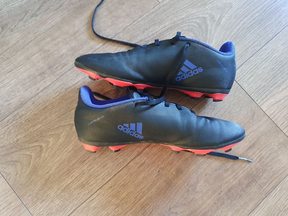 Korki adidas r 38,  świetny stan