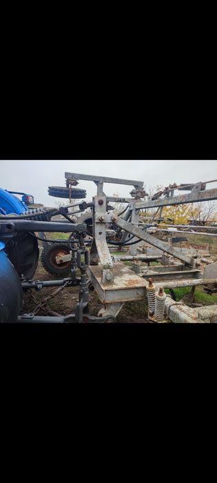 Продам Т-150 с культиватором и плуг 5 корпусов двигатель после кап рем