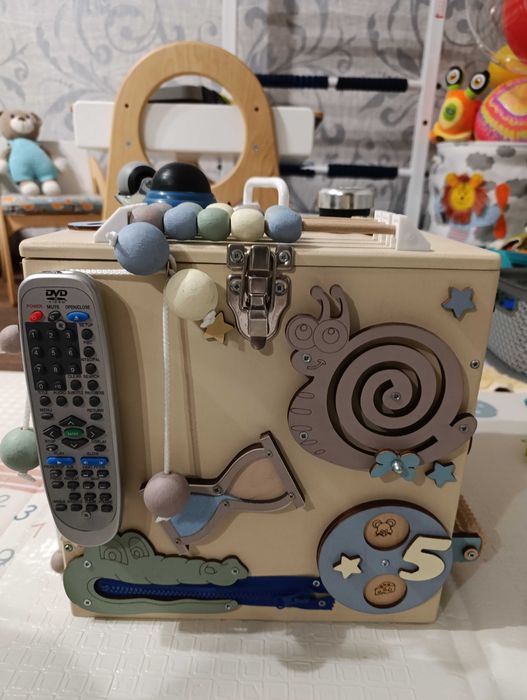 Бізікуб дитячий зі зберіганням