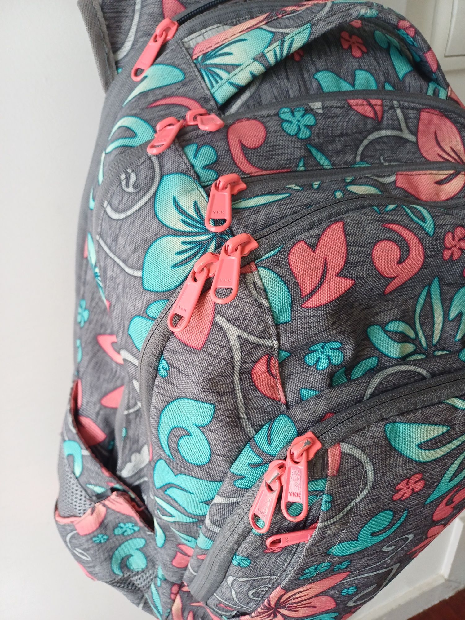 Dakine Frankie Mochila 26L e Estojo Escolar em ótimo estado