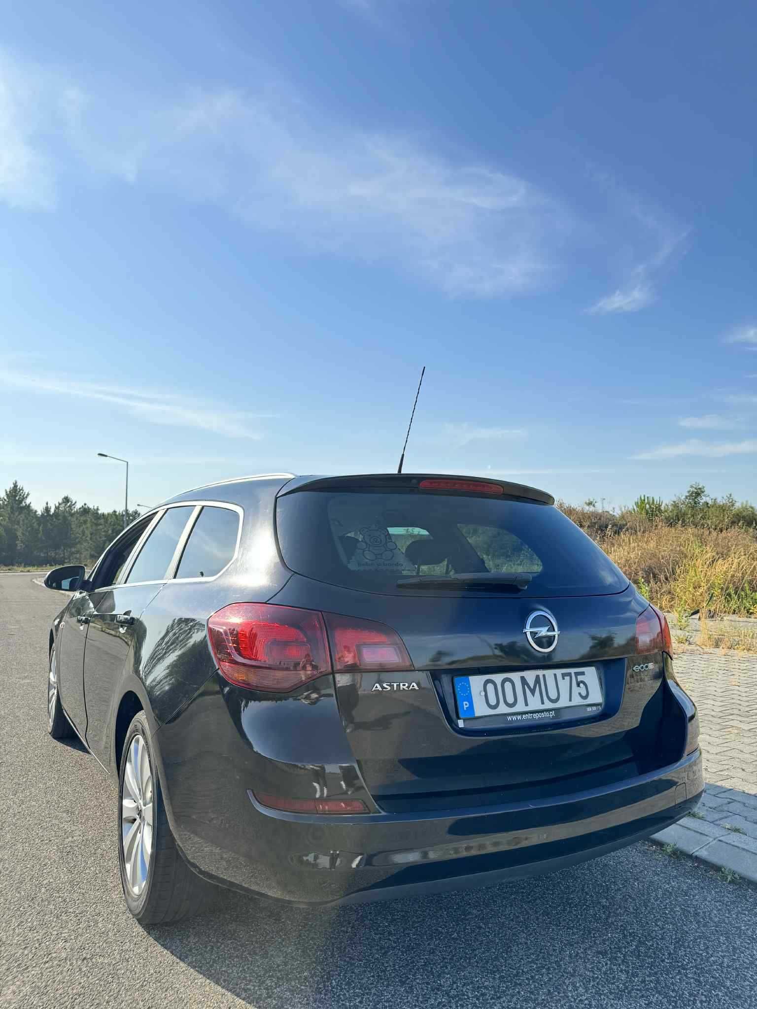 Vendo Opel Astra Station Wagon 1,3 DCI