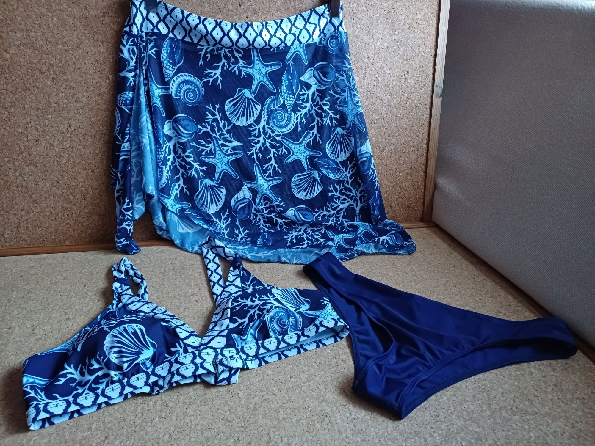 Biquini/ tankini 3 peças. Novo 
Novo.