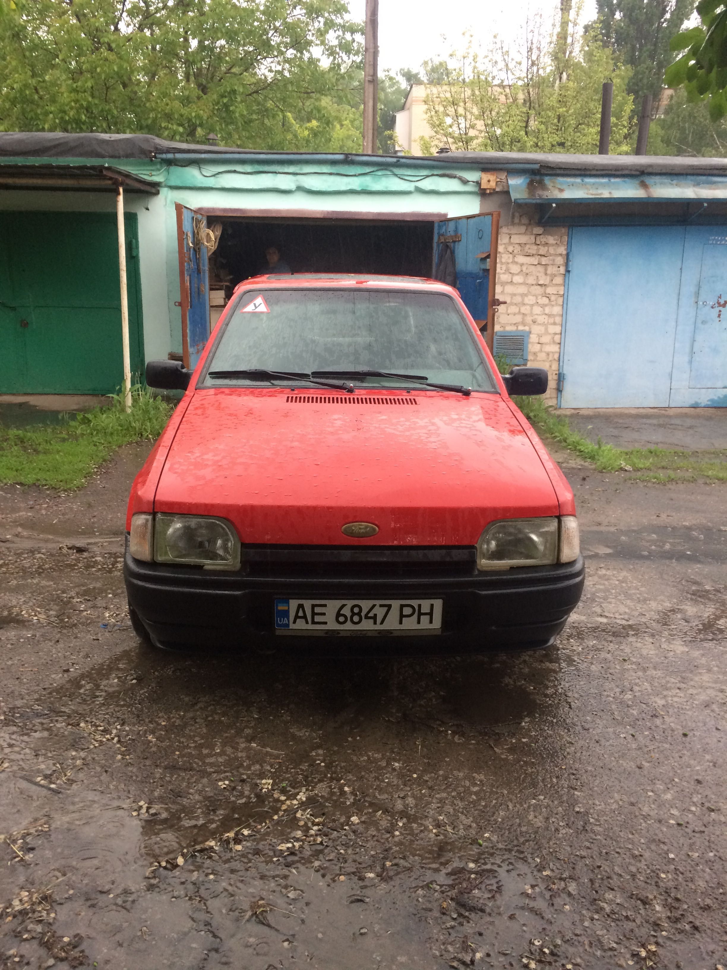 Продам Ford Escort