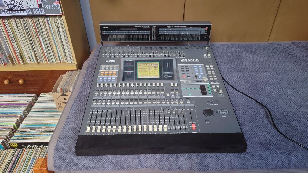 Mikser cyfrowy yamaha o2r tc electronic adat akai mpc  okazja zestaw