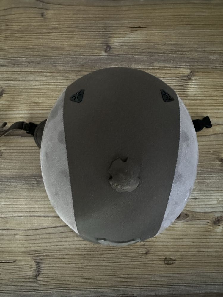 Kask jeździecki  Toczek Fouganza roz 58