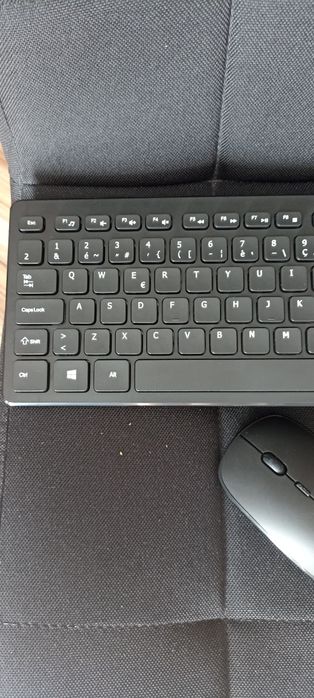 Nowa klawiatura z myszką Rii Rk200
