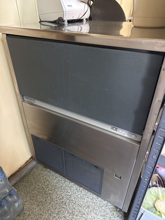 Kostkarka do lodu Brema