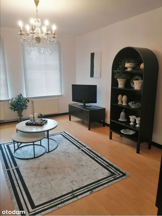 Bezczynszowe, Dwupokojowe Mieszkanie Na Parterze