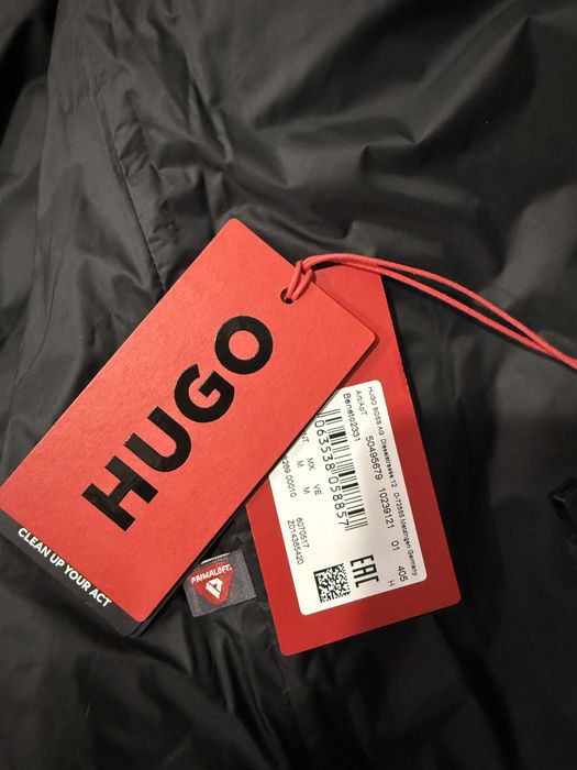 Безрукавка/ жилет Hugo, розмір М нова оригінал, Hugo Boss