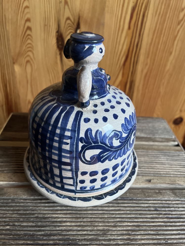 Sprzedam ceramiczny sygnowany pojemnik w kształcie BABY.