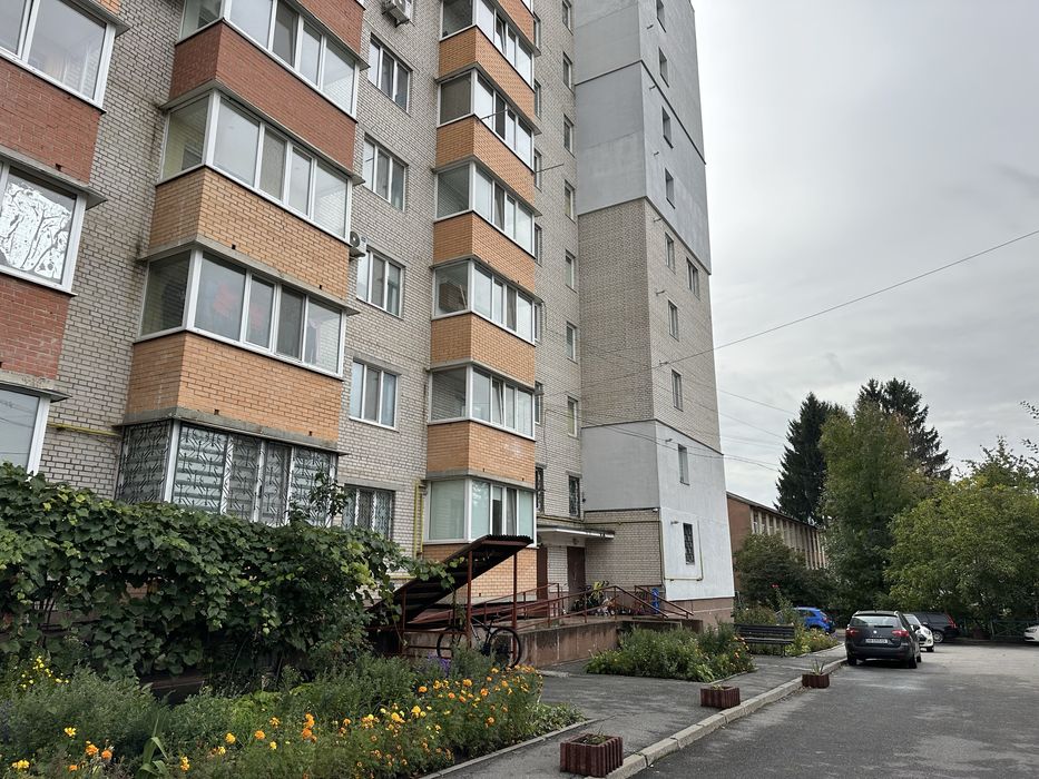 Продаж термінов 1кк квартири в центрі Вишеньки Автон опал Закртий двір