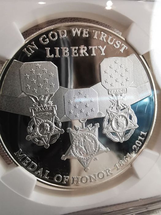 США 1долар 2011р. Медаль Пошани.СЛАБ NGS PF69 ULTRA CAMEO. ПРУФ.СРІБЛО