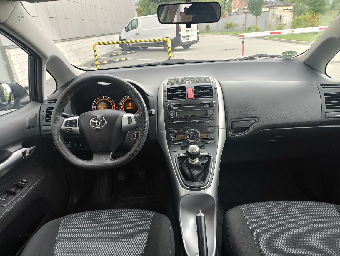 Toyota Auris 1,3 VVTi Lift z Niemiec, zadbany, idealny!