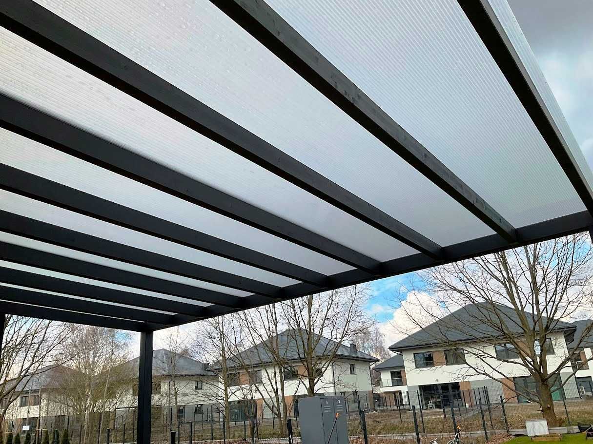 pergola z drewna klejonego BSH, zadaszenie tarasu, poliwęglan