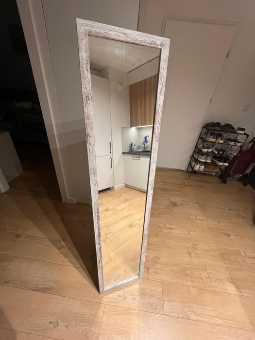 Lustro stojace do garderoby sosna biel duze 155 cm