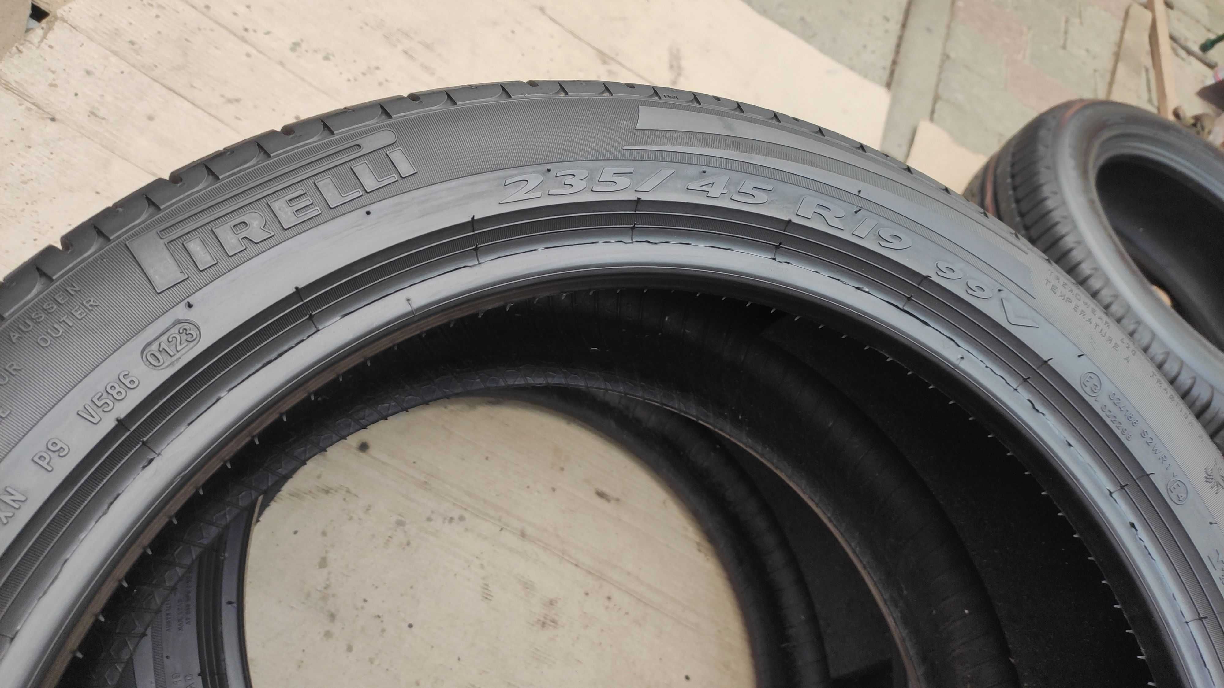 шини 235/45R19. Pirelli. 90%. 2023р