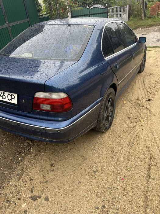 BMW e39 2.5 tds        .