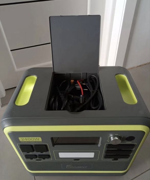 Зарядна станція Fossibot F2400