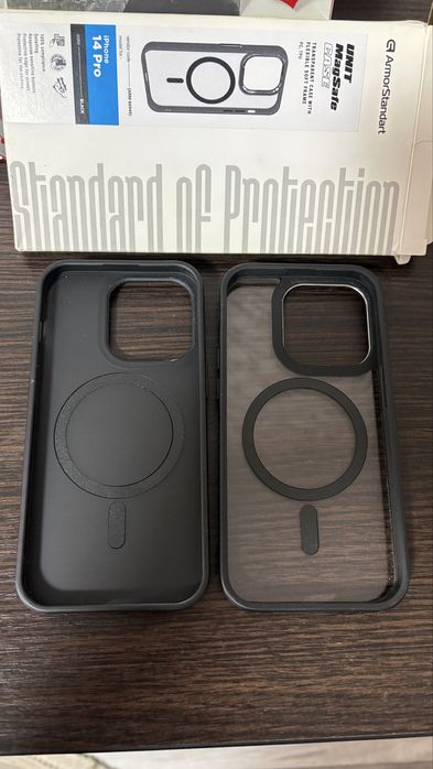 Чохли на Iphone 14 pro ArmorStandart