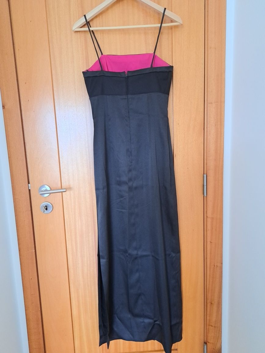 Vestido preto de cerimónia