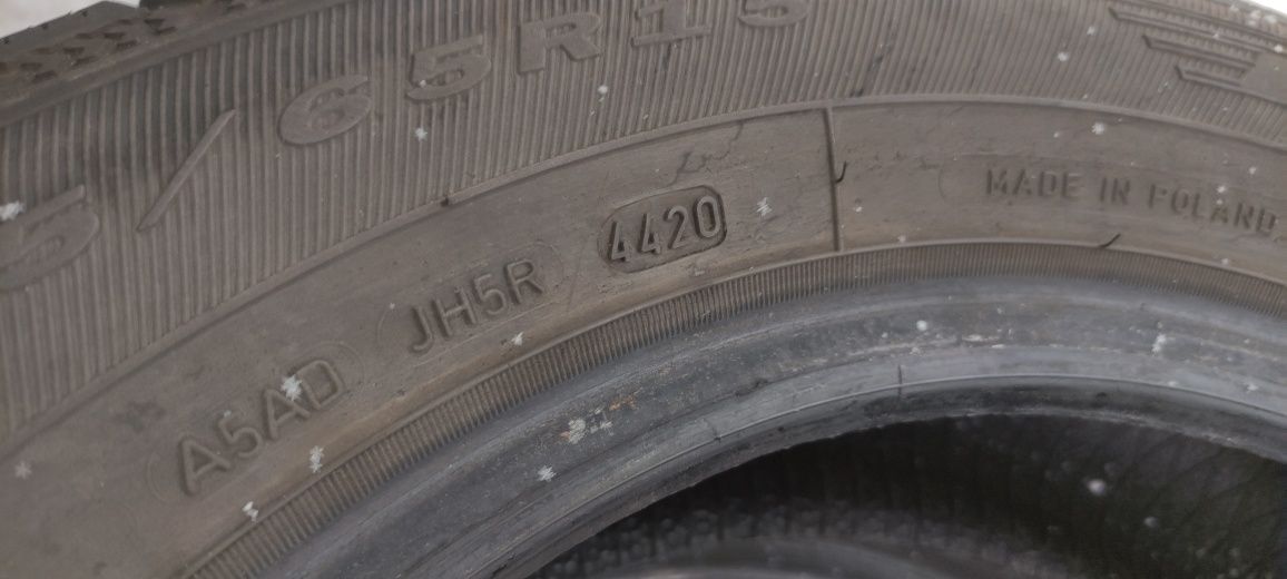 Opony zimowe z 2020r 5mm 185/65/15 Dębica 3N