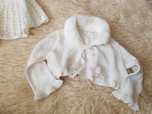 Sweterek biały mamas& papas na chrzest  6-9m